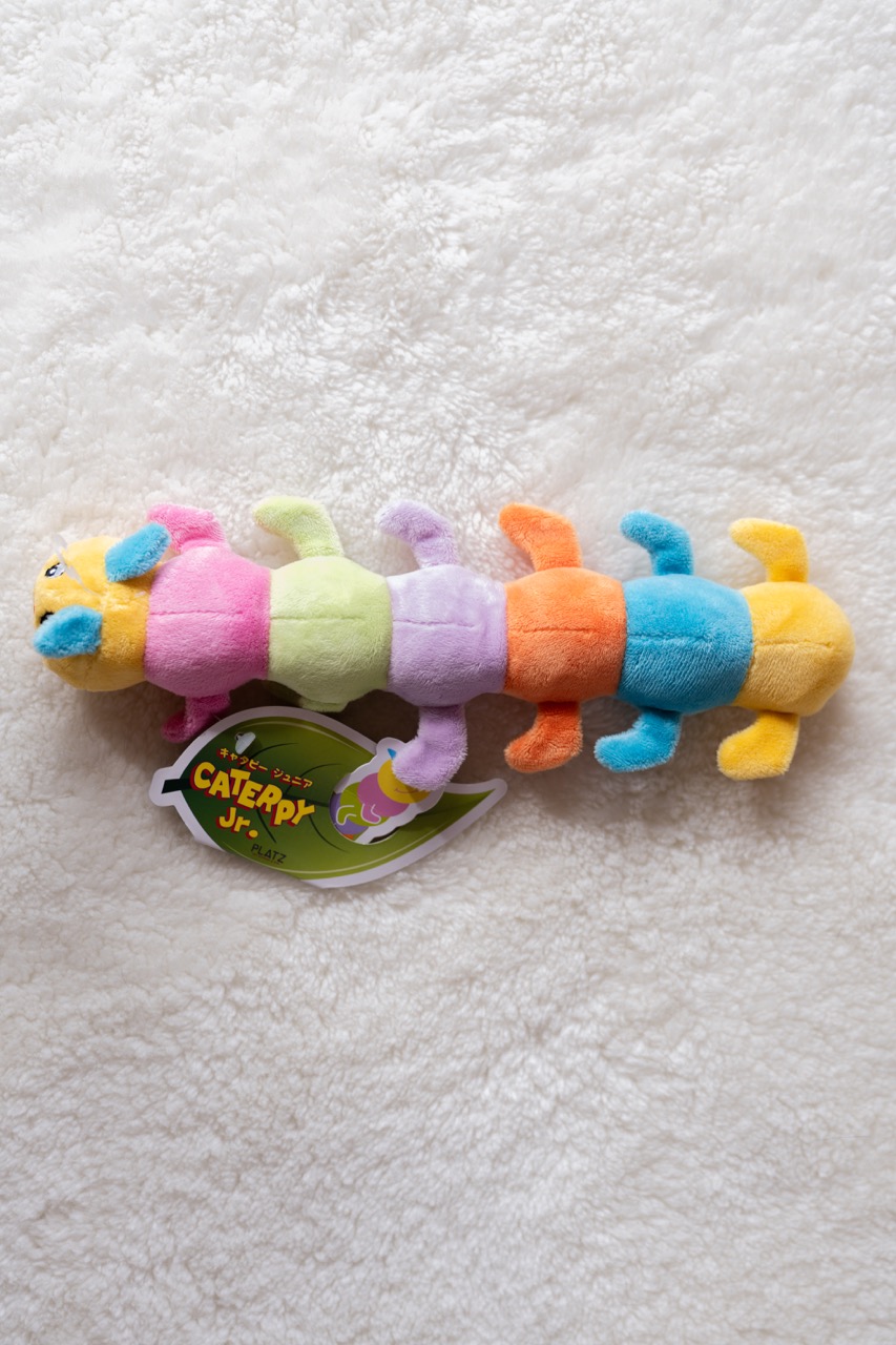 日本 caterpy 毛毛蟲啾啾玩具