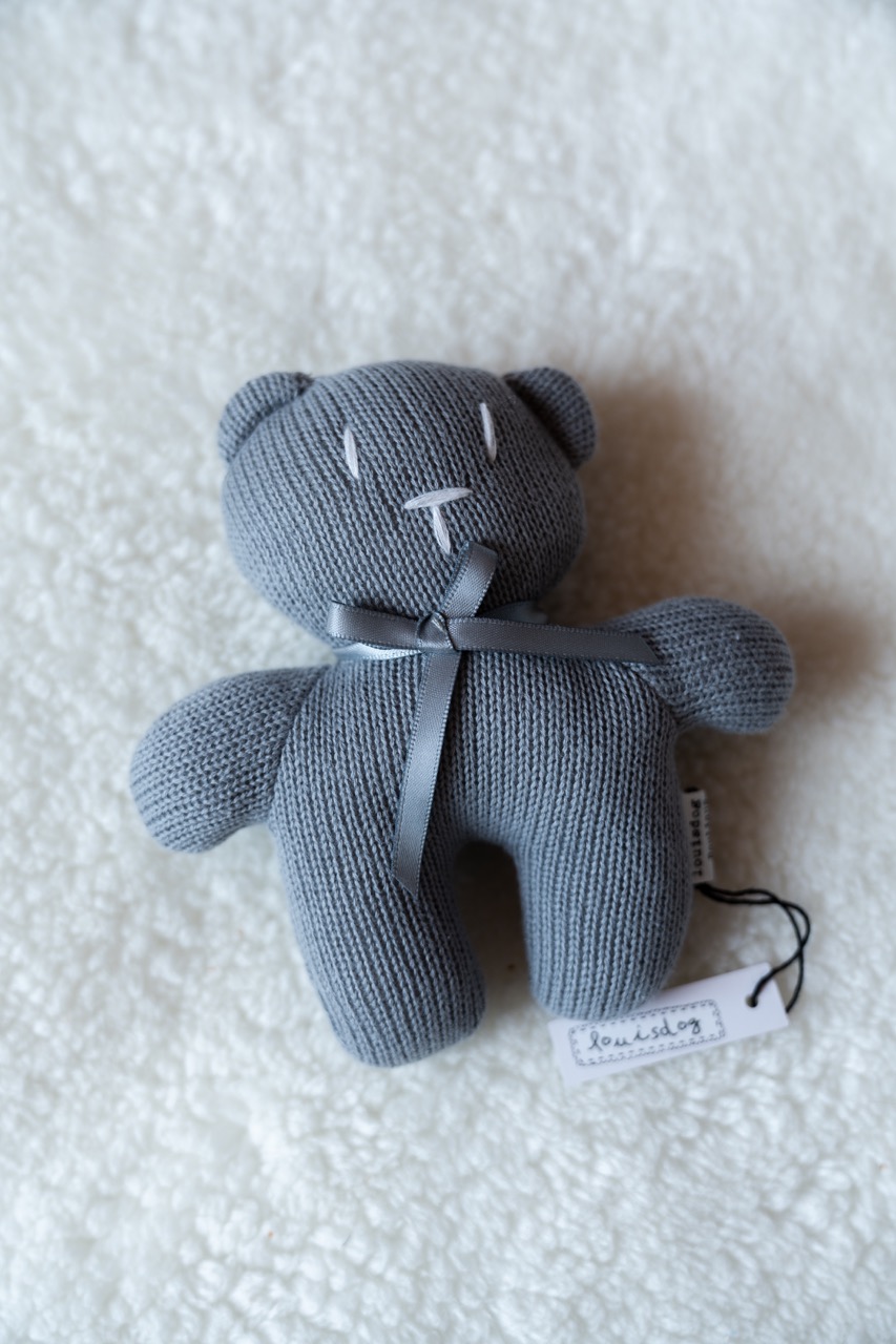 灰色熊熊發聲玩具